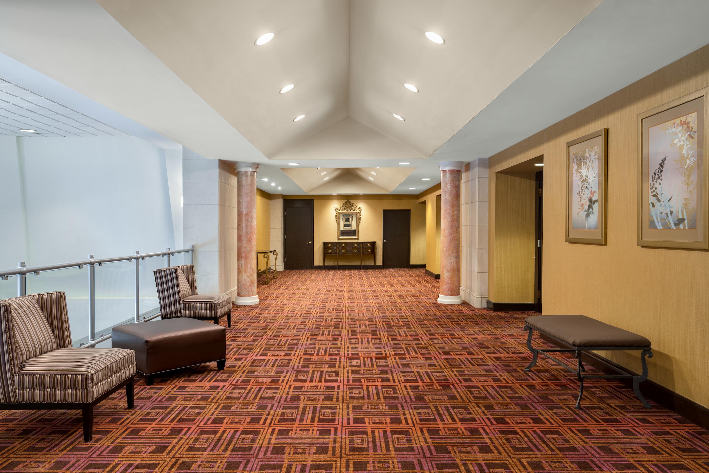 Crowne Plaza Englewood By Ihg Hotel Екстериор снимка