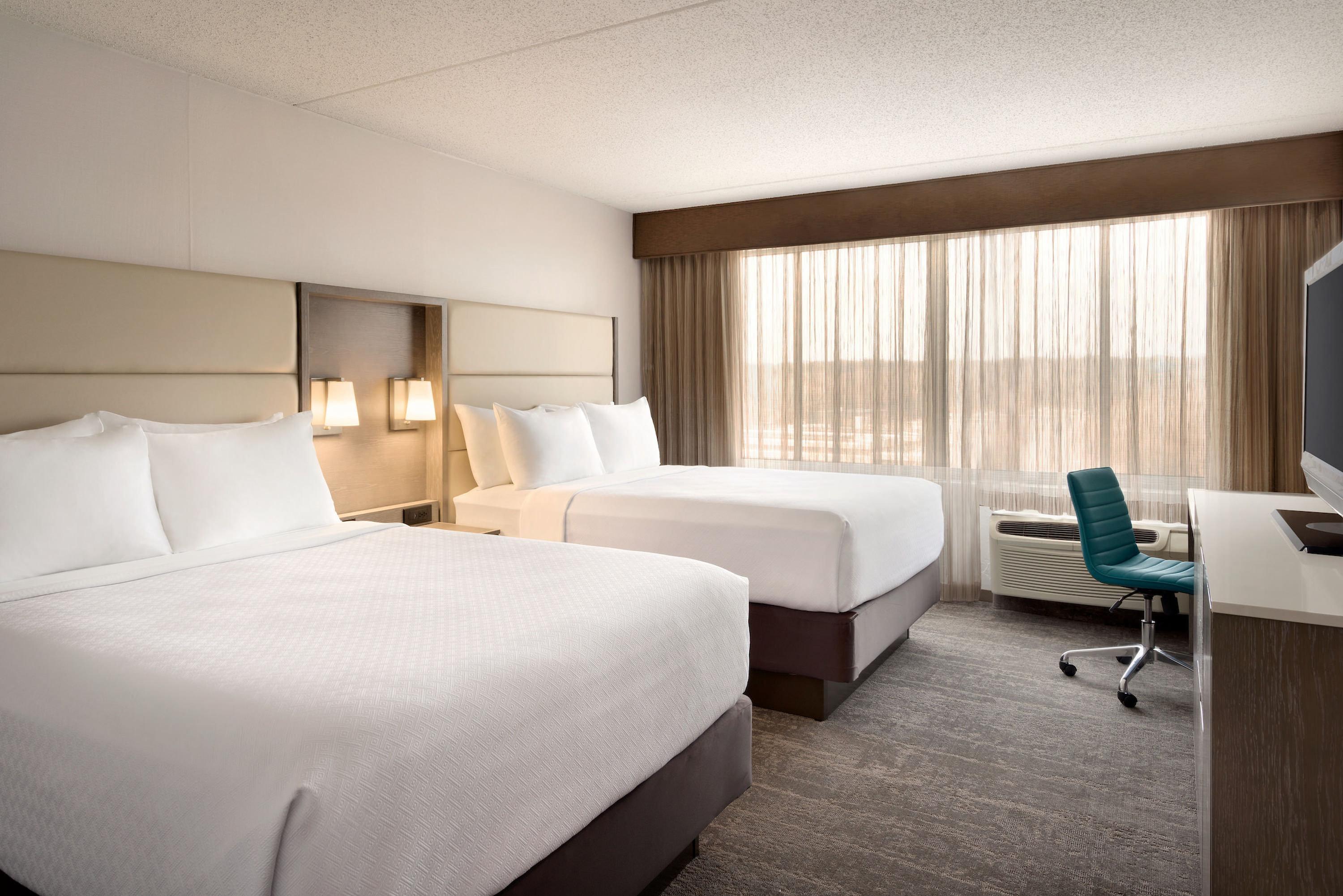 Crowne Plaza Englewood By Ihg Hotel Екстериор снимка