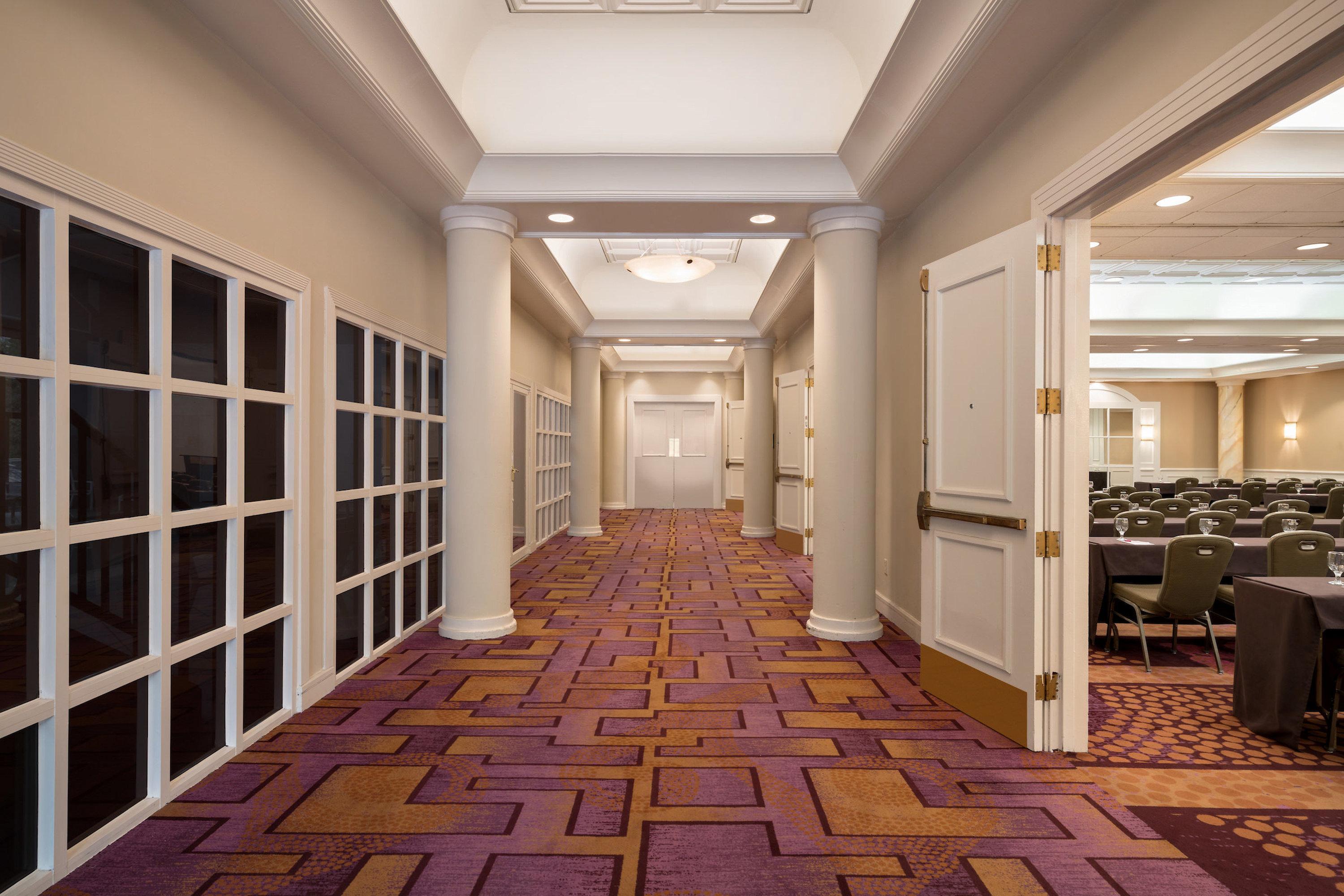 Crowne Plaza Englewood By Ihg Hotel Екстериор снимка