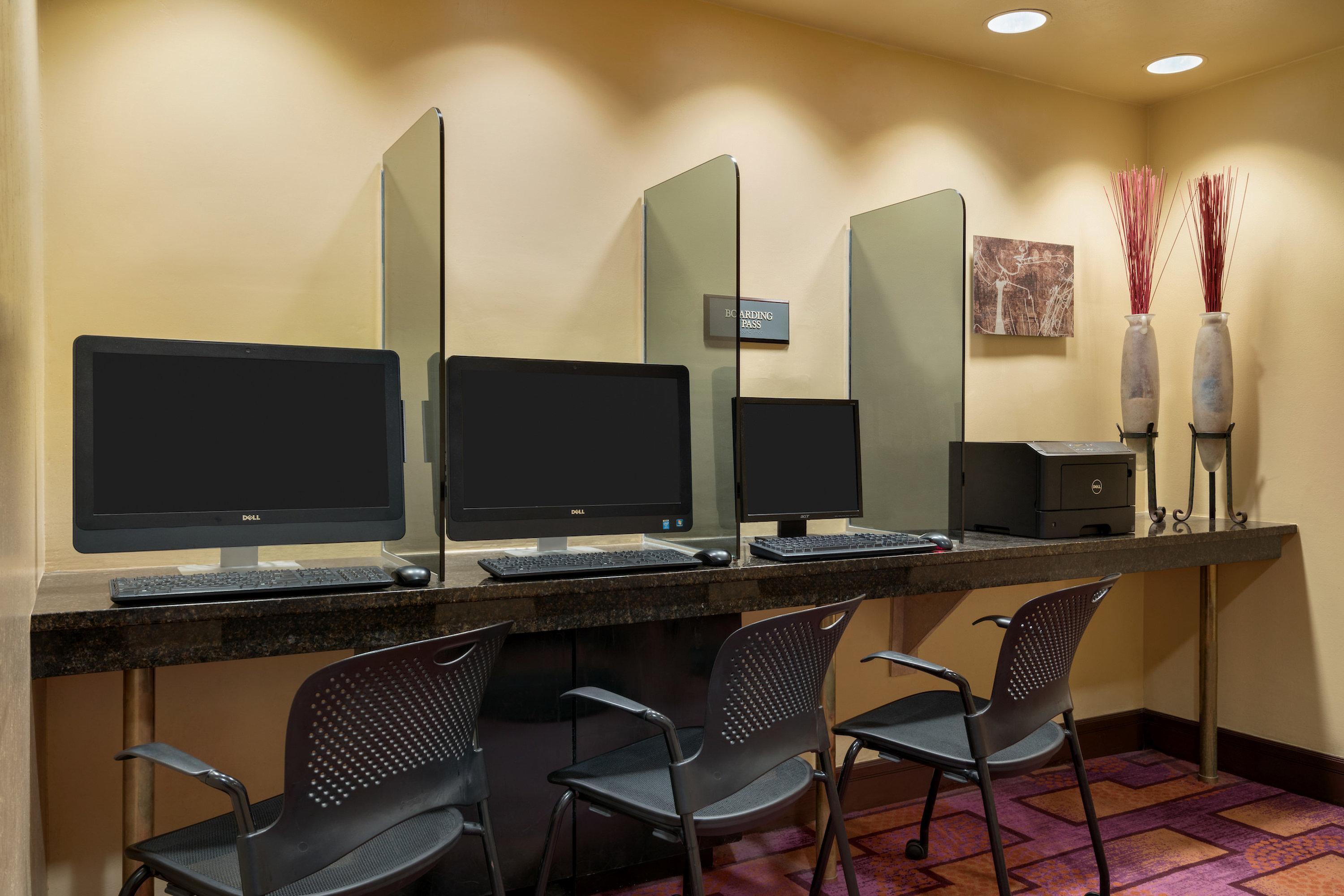 Crowne Plaza Englewood By Ihg Hotel Екстериор снимка
