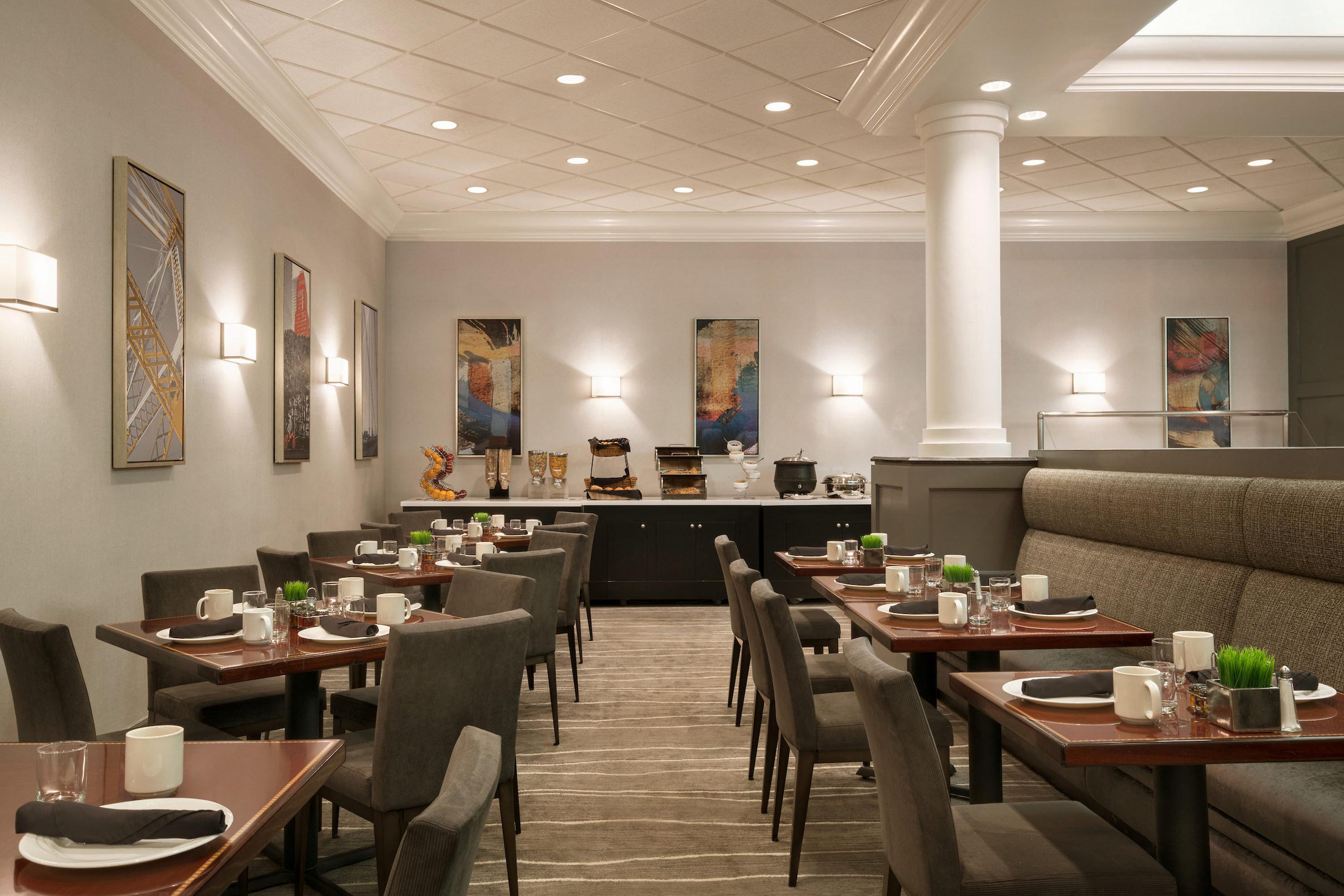 Crowne Plaza Englewood By Ihg Hotel Екстериор снимка
